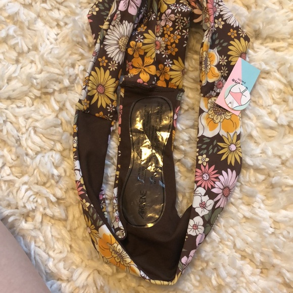 NWT Retro Floral Cheeky Bottom Ardene Bikini - Picture 6 of 9